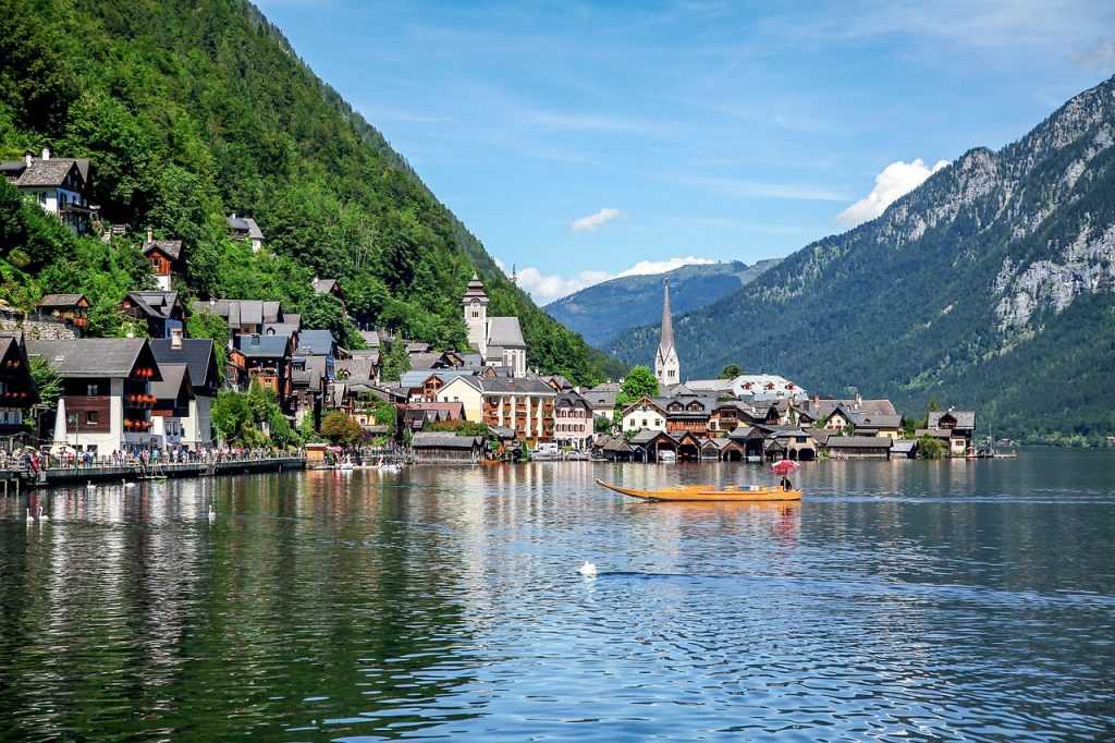 Hallstatt and the Dachstein Salzkammergut
